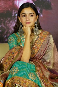 Alia Bhatt Stills